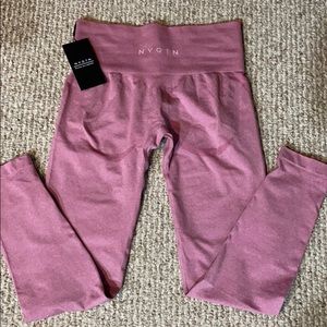 NVGTN Contour Seamless Leggings - Pastel Pink NWT